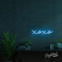Load image into Gallery viewer, xoxo neon sign