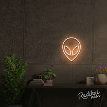 Load image into Gallery viewer, alien neon sign