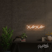 Load image into Gallery viewer, xoxo neon sign