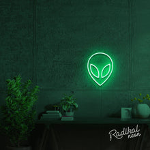 Load image into Gallery viewer, alien neon sign