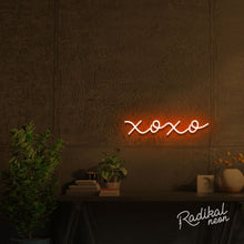 Load image into Gallery viewer, xoxo neon sign
