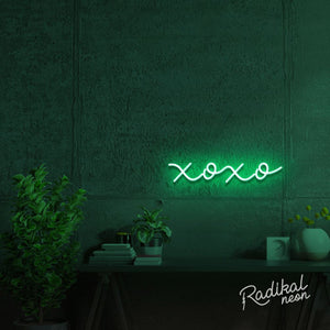 xoxo neon sign